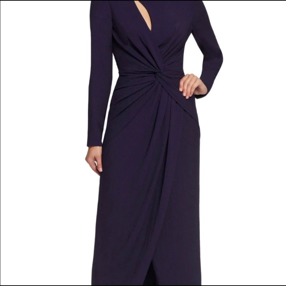 Dress the Population Naomi Long Sleeve Twist Crepe Gown size Large New